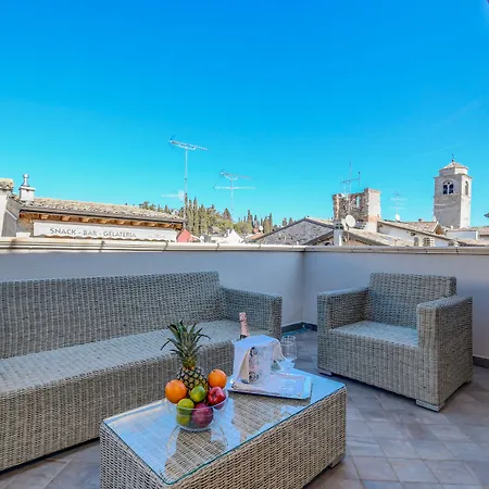 Luxury Suite Sirmione-3