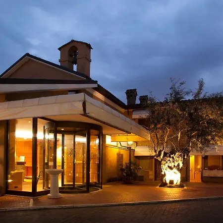 Hotel Piccolo Borgo-3