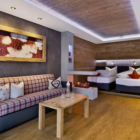 PETE Alpine Boutique Hotel - klein und fein - Private SPA Suiten und Zimmer-2