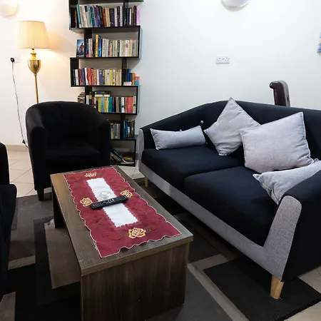 Tarona Guesthouse-3