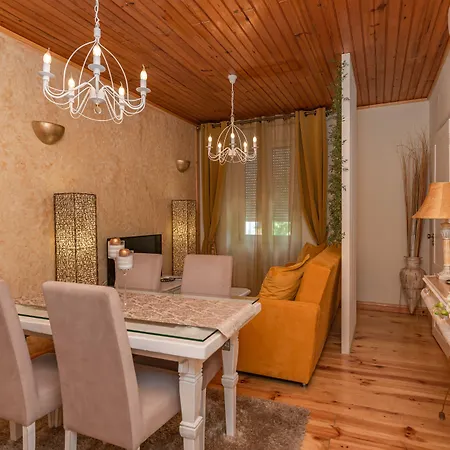 Villa Rio Guest House Suites-3
