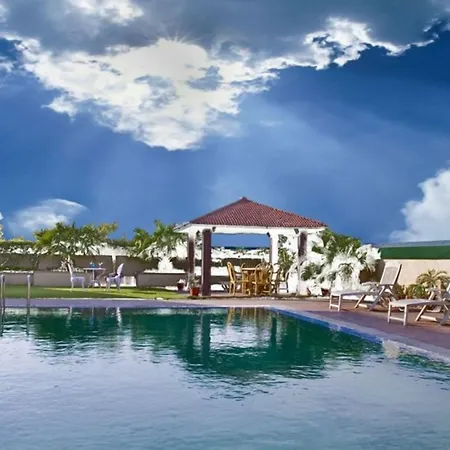 Savoy Suites Noida-2