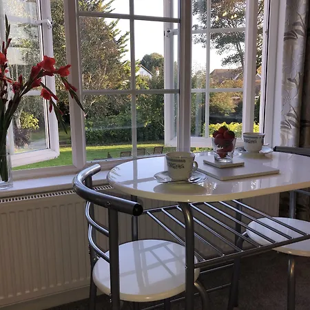 The Coast House B&B And Spa-2