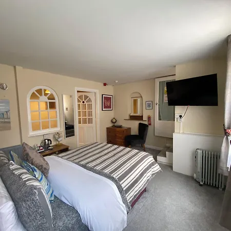The Mountview-2