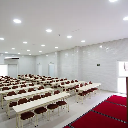 Hotel Confiance Barigui-3