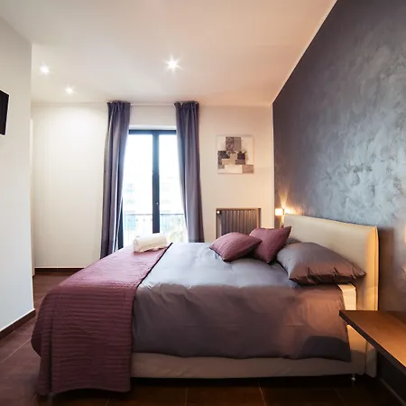 Glam House-2
