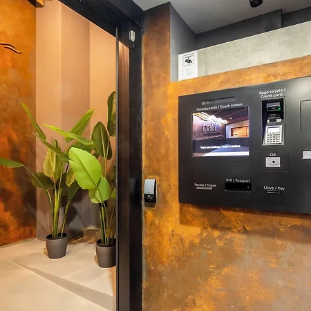 Nalu Valencia Boutique Rooms-2