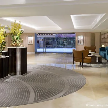 The Royal Pacific Hotel & Towers-3