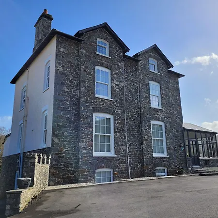 Llys Aeron "The Little Hotel"-2