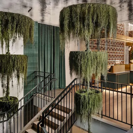 Arlo Midtown-3
