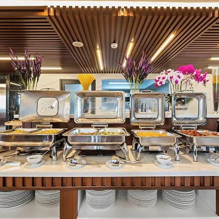 Monalisa Luxury Hotel-3