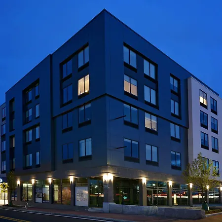 Hampton Inn Salem, Ma-3