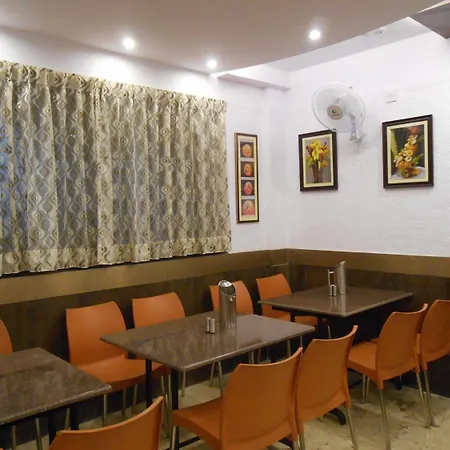 Hotel Aditya-3