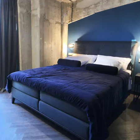 Bed, Bites&Business Hotel Rotterdam-2