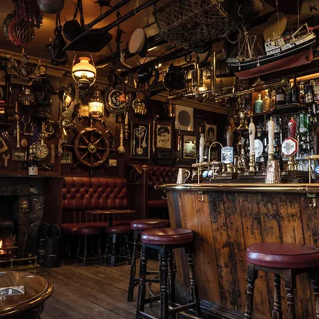 The Olde Ship Inn-2