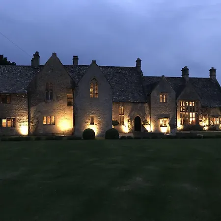 Abbots Grange (Adults Only)-3