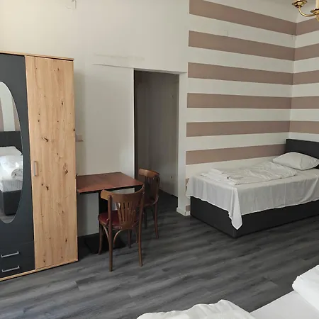 Mariahilf Citycenter Hotel-3