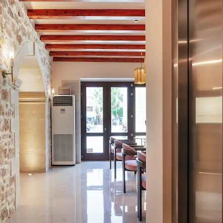 La Montre Luxury Boutique Suites-3