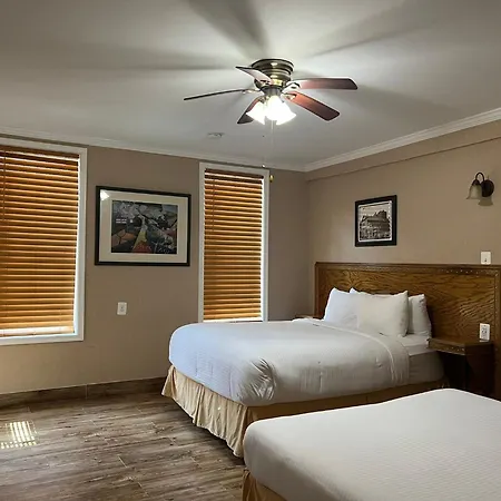 District Hotel-2