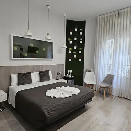 Hostal Lauria-2