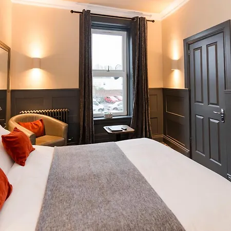 Irvine Guest House-3