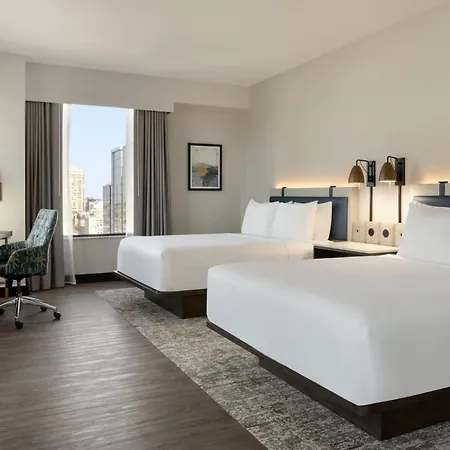 Crowne Plaza Seattle - No Resort Fee - Newly Renovated Ihg Hotel-3