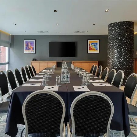 Doubletree By Hilton Belfast City Ten Square-2