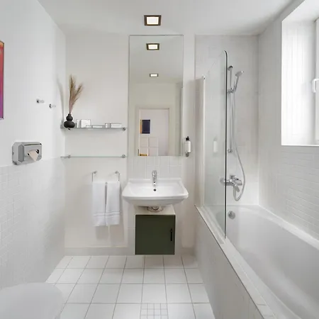 Mamaison Residence Sulekova Bratislava-2