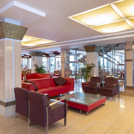 Invisa Hotel La Cala-3