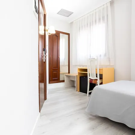 Hotel Tibur-3