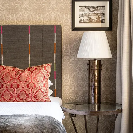 Grand Palace Hotel - Small Luxury Hotels Of The World-3