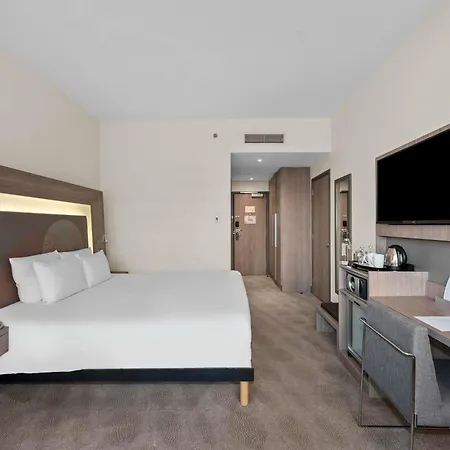 Novotel Dubai World Trade Centre-3