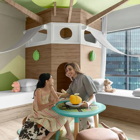 Renaissance Kuala Lumpur Hotel & Convention Centre-2