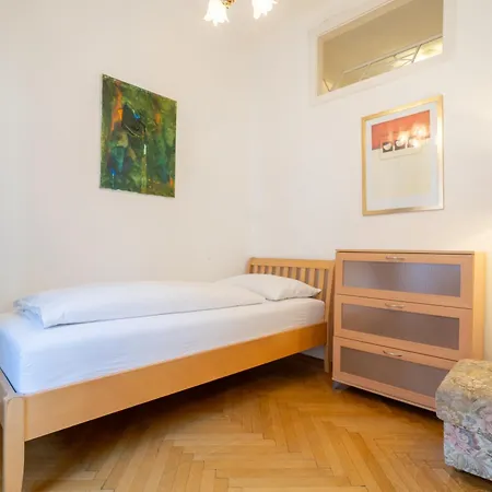 Hotel Mariahilf Im Stadtzentrum-3