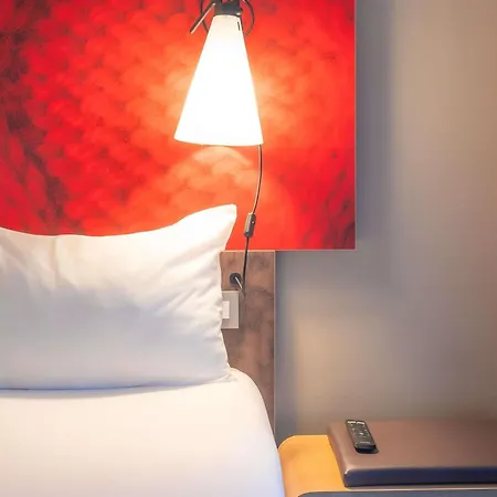 Ibis Portsmouth-2