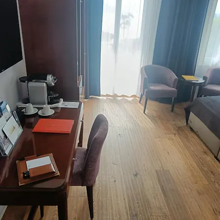 Romantik Hotel Beau Rivage Weggis-3