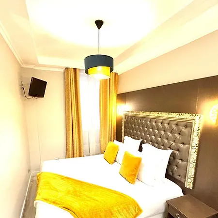Hotel Riviera Renovated-3