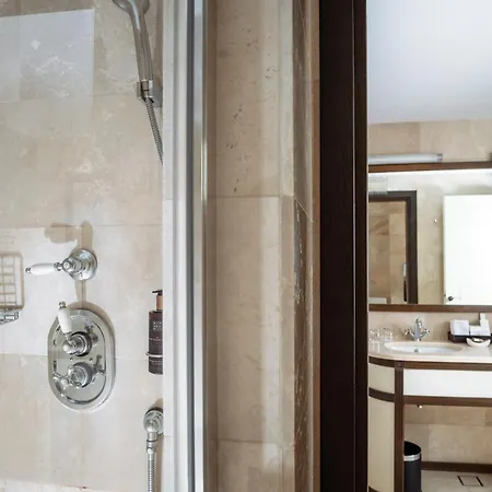 Epoque Hotel - Relais & Chateaux-3