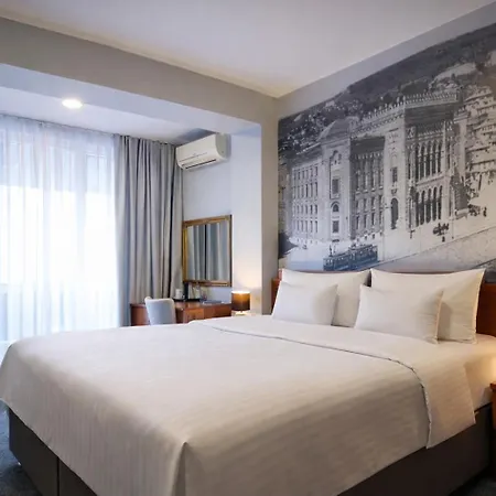 Hotel Villa Harmony - Panoramic View & Free Parking-3