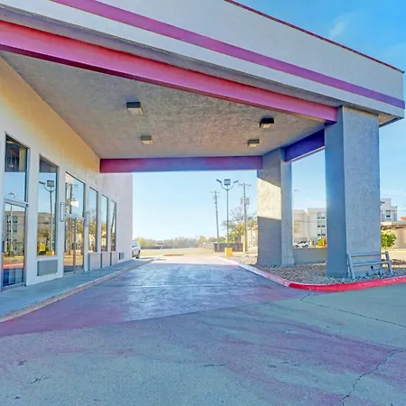 Travelers Inn By Oyo Wichita Falls-3