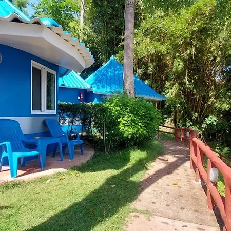 Koh Mak Buri Hut Natural Resort-3