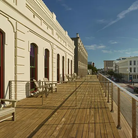 The Tremont House, Galveston, A Tribute Portfolio Hotel-2