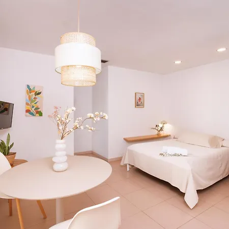 Apartamentos Porta Coeli-2