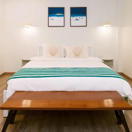 Nautical Home & Seashell House B&B-2