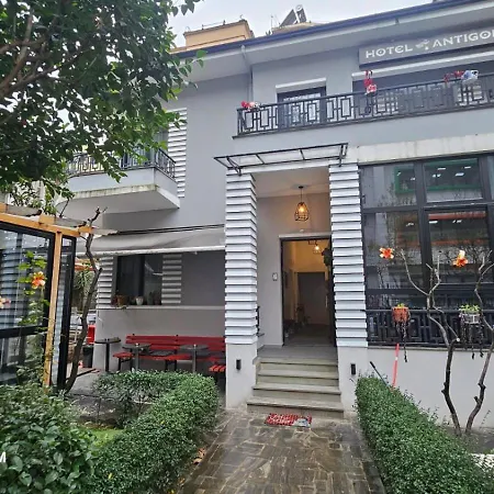 Hotel Antigone-3