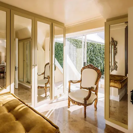 Birkenhead House-3
