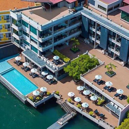Two Seasons Coron Bayside Hotel-2
