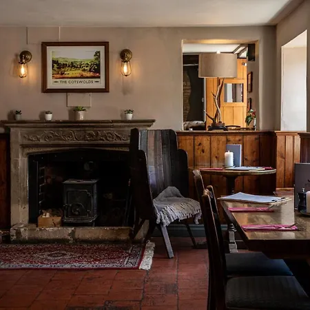 Bathurst Arms-3
