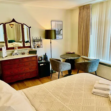 Bed And Breakfast Rotterdam-3
