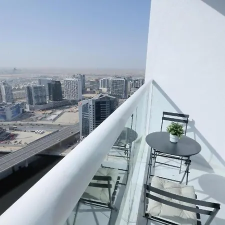 Damac Maison Prive Deluxe Studio With Water Canal View-2